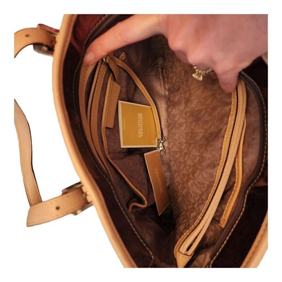 Michael Kors Patent Logo Monogram Tote Bag - Picture 6 of 9